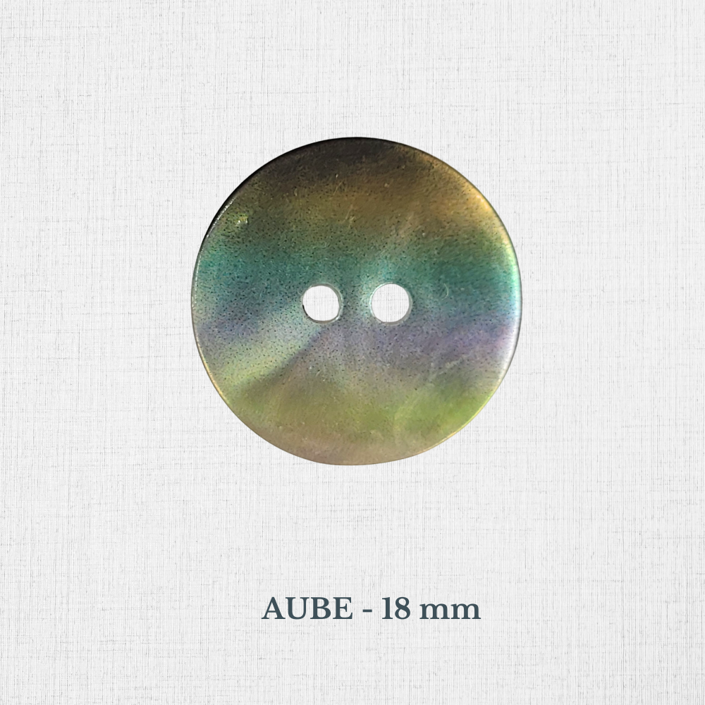 Boutons en nacre jaunes, rouges et rose en 18 à 22 mm