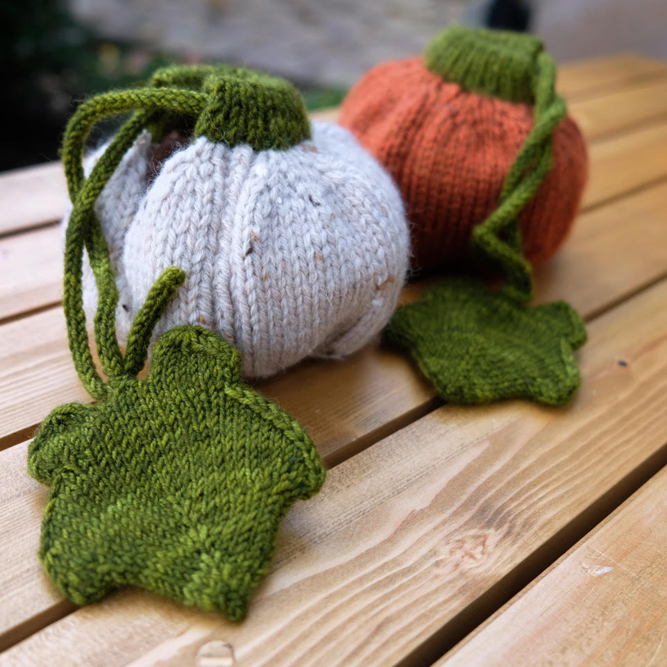 Knit your Garden - Creative pouches and vegetables based on natural world by YUN JEONG