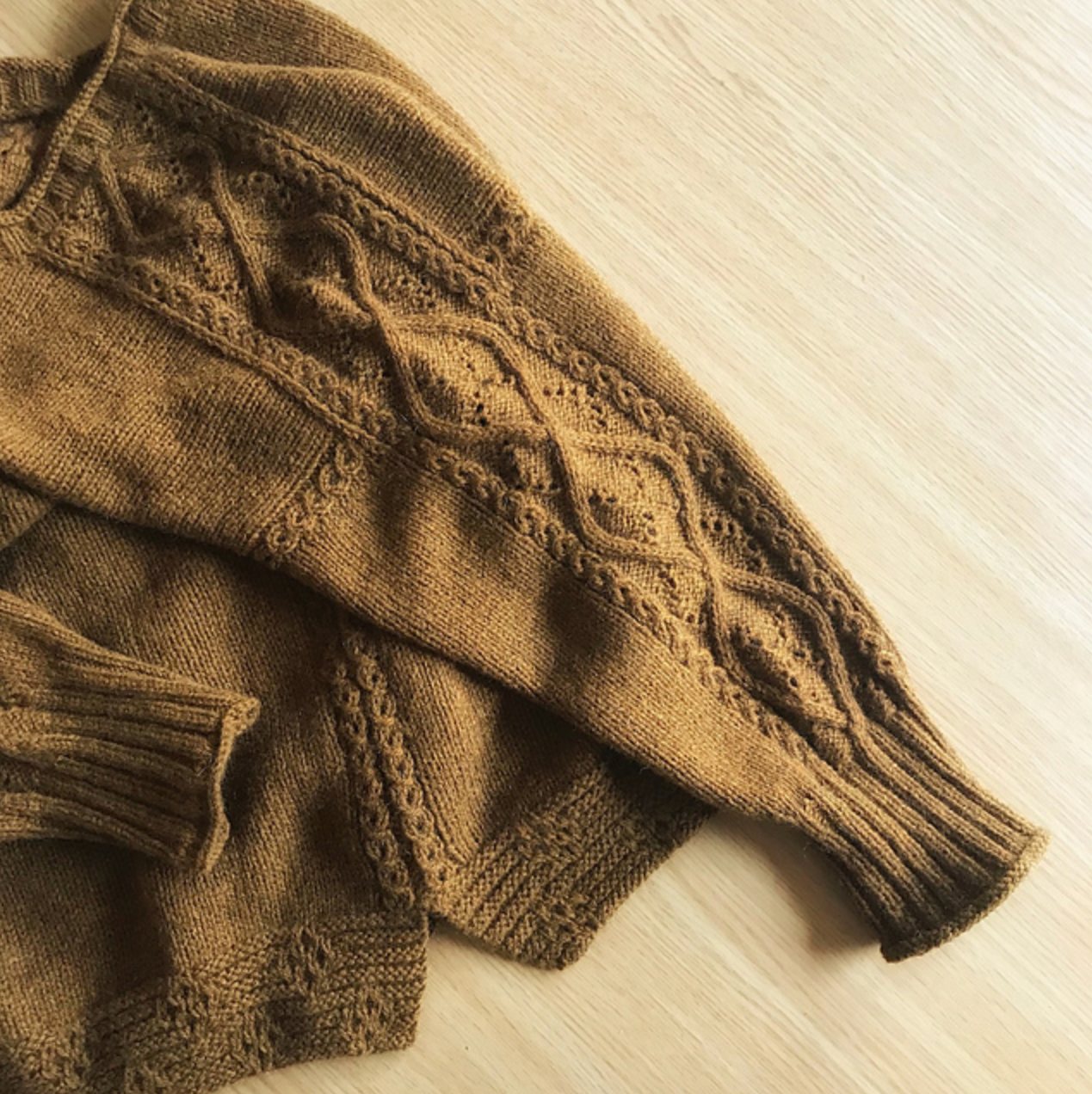 Cours en ligne (En redifféré) ~ Le pull Machi de Rievive