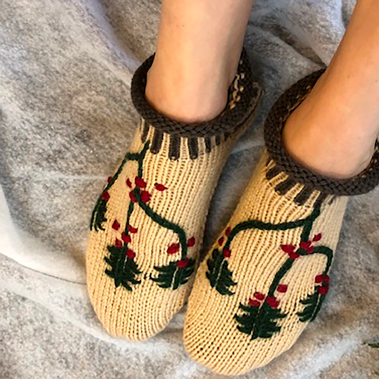 La Maison Tricotée - "Songe d'une Nuit d'Hiver" Slipper Pattern