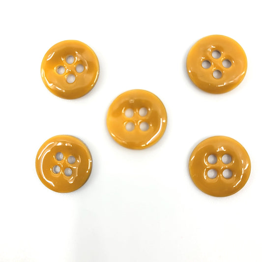 Boutons en nacre vernis brillants