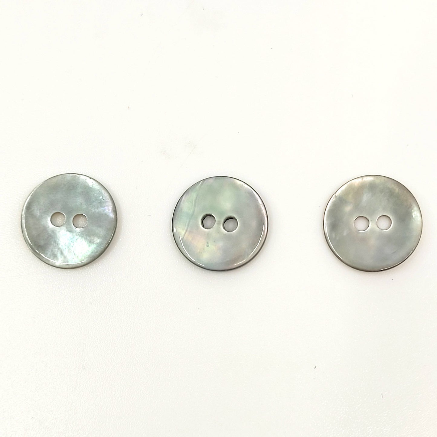Boutons en nacre Akoya - Petites tailles