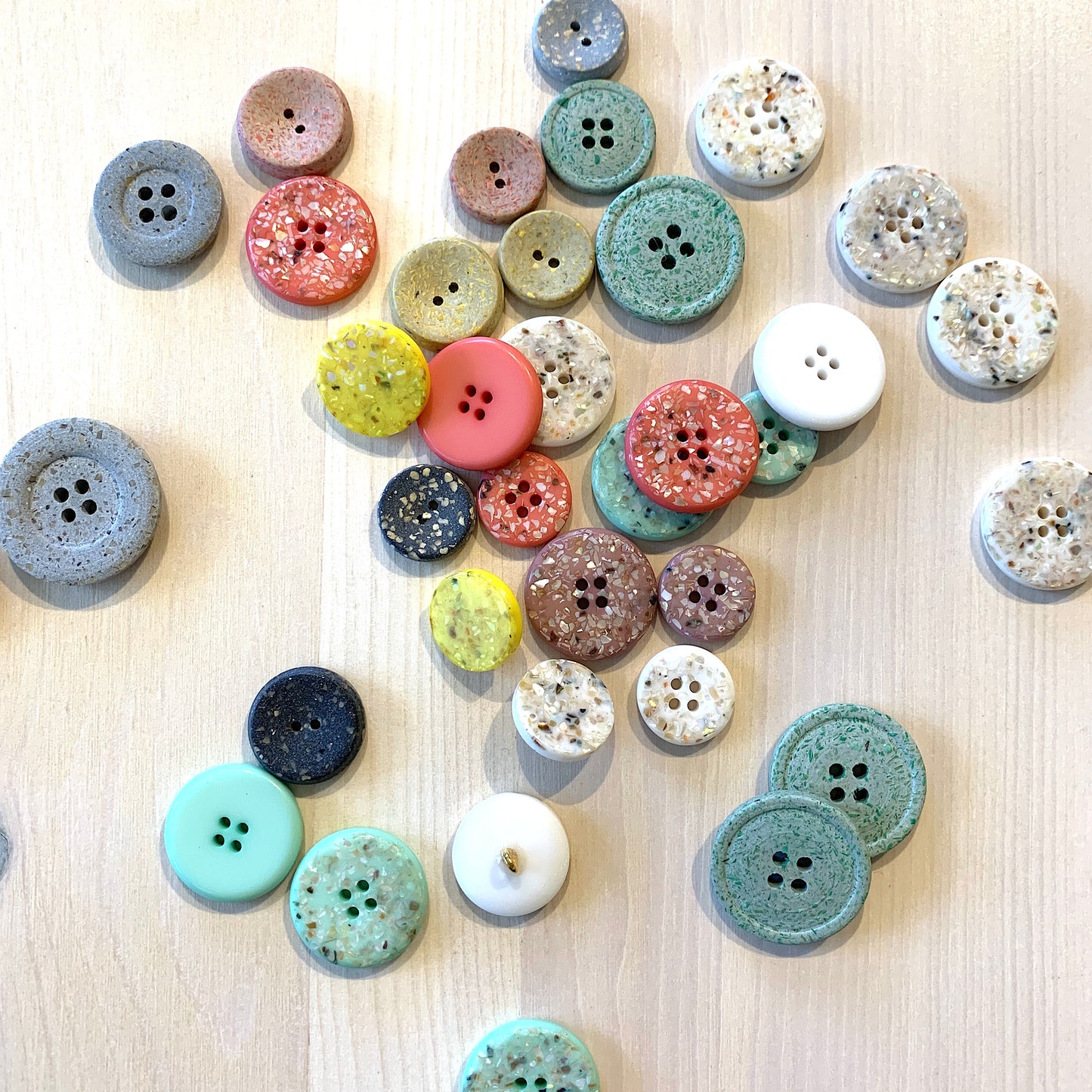 Boutons recyclés en polyester