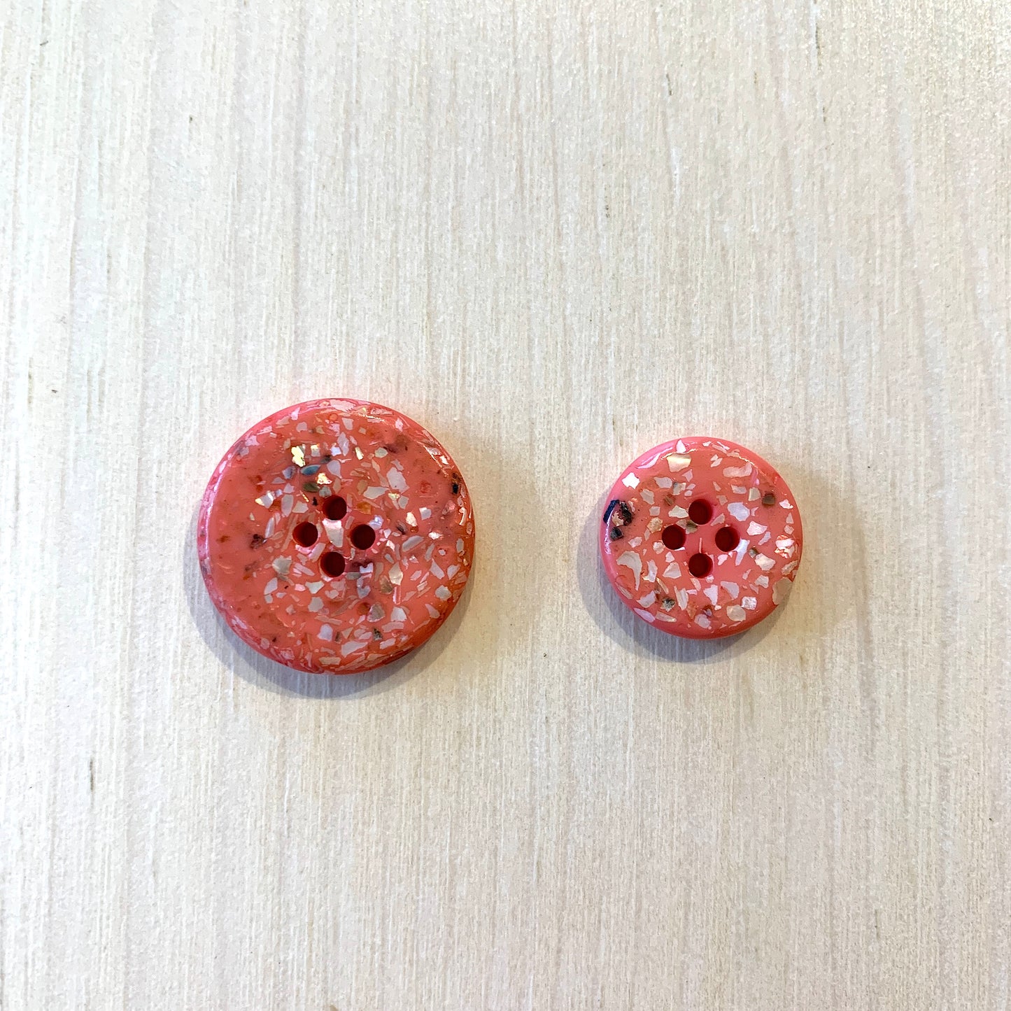 Boutons recyclés en polyester