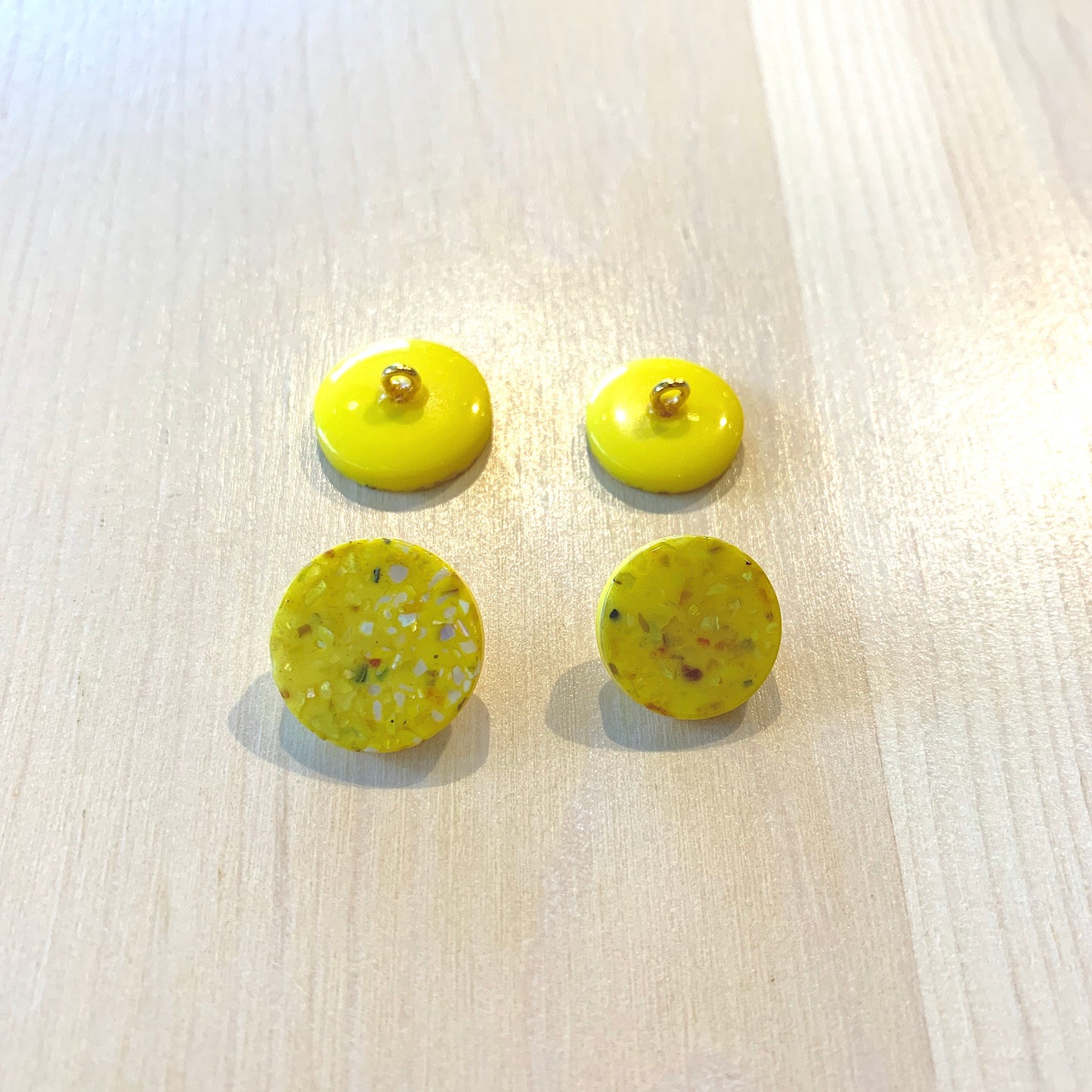 Boutons recyclés en polyester