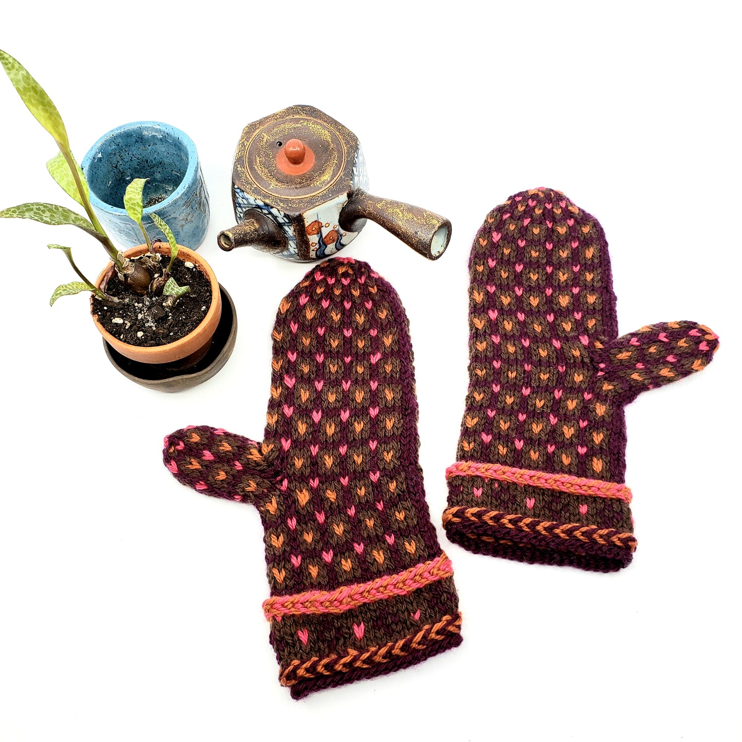 Samurai Mittens Pattern - La Maison Tricotée