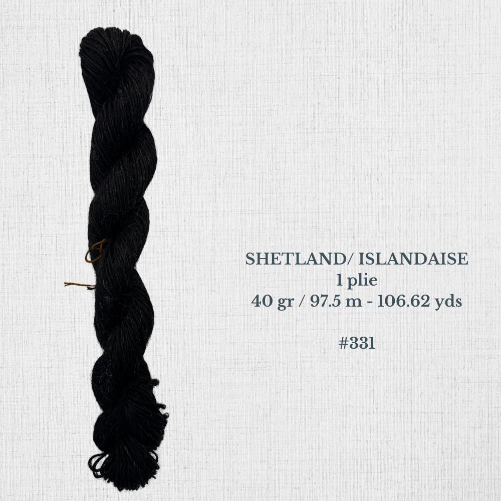 Hand-spun wool by Le Mouton Polaire