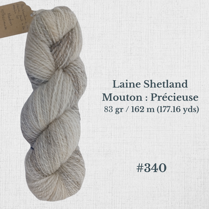 Hand-spun wool by Le Mouton Polaire
