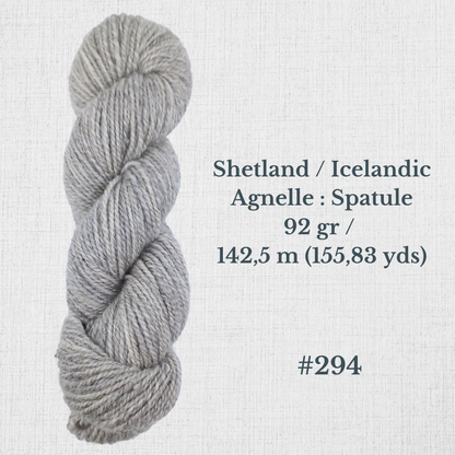 Hand-spun wool by Le Mouton Polaire