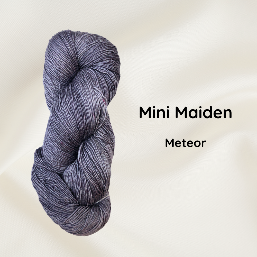 Mini Maiden par HandMaiden