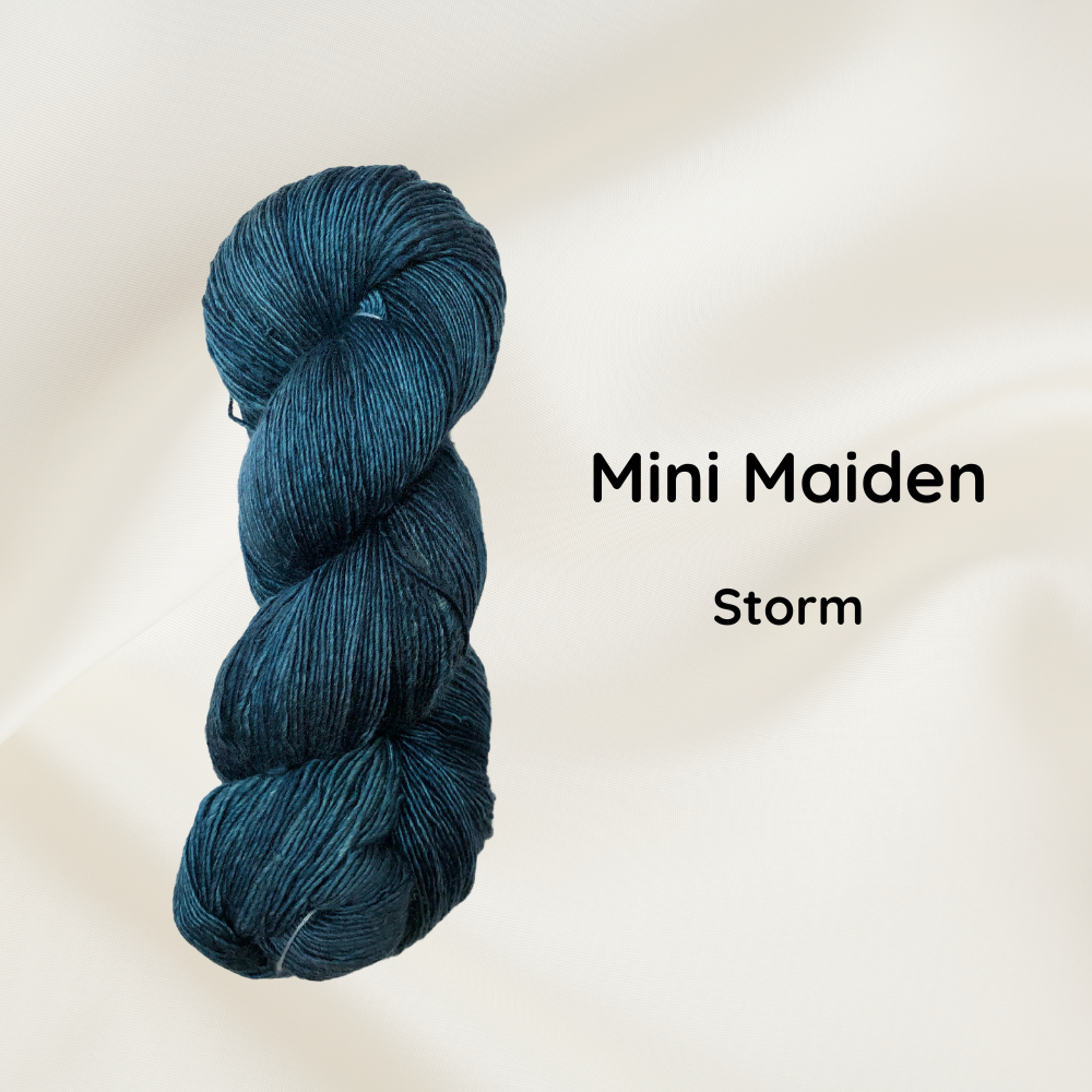 Mini Maiden par HandMaiden