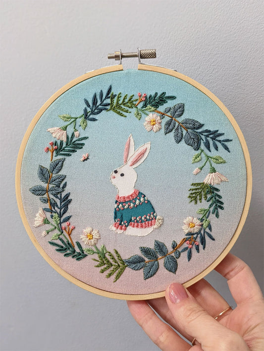 Kit de broderie "Petit lapin" - Embroidery kit "Easter bunny"